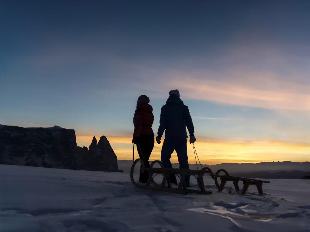 Galaktische Momente bei Vollmond, Bild 3, Schlittenfahrt auf der Seiseralm, eine Exclusives Angebot von SCHGAGULER HOTEL